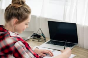 43 Best Online Jobs For Teens With No Experience Needed