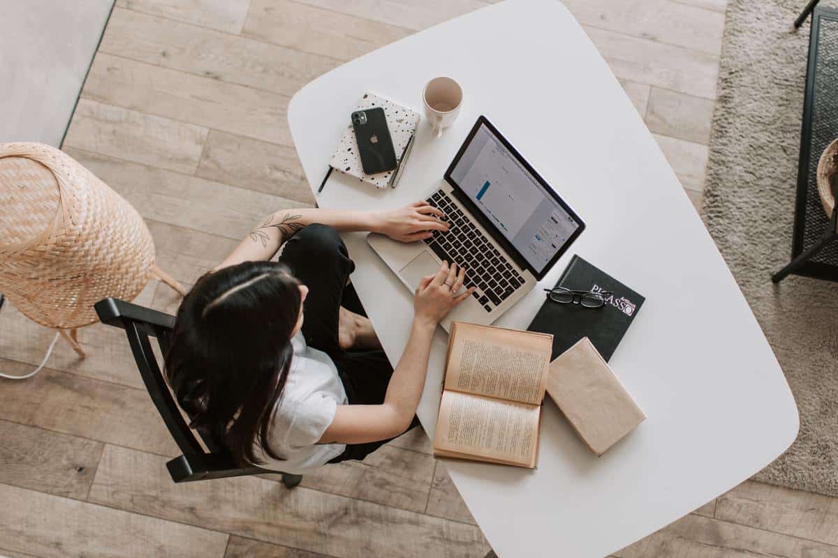 Get Paid To Type: 17 Best Sites To Work For & Earn Cash